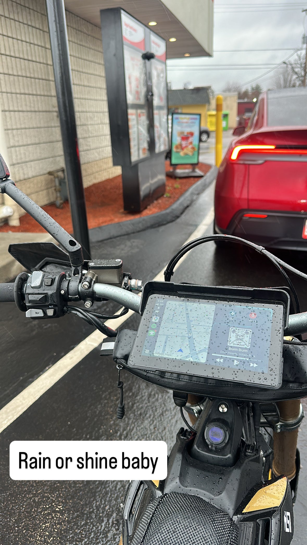 Motorcycle CarPlay & Android Auto Plug And Play Music Navigation Hands Free Bluetooth (Custom Fit ANY Motorcycle/EBike)